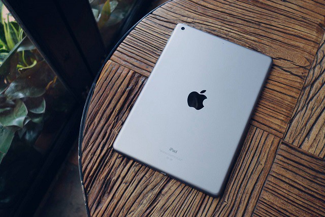 小米平板4和iPad 2018哪個好？2018新iPad對比小米平板4區別