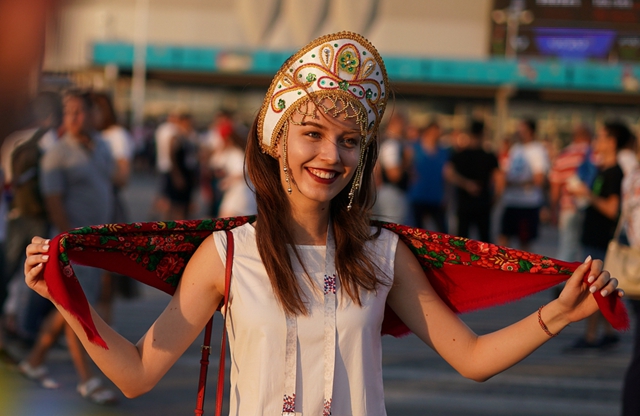 2018世界杯足球寶貝圖片 2018世界杯性感足球美女圖片大全