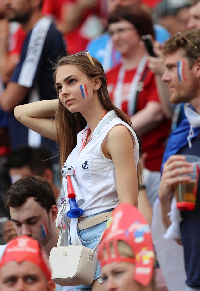 2018世界杯足球寶貝圖片 2018世界杯性感足球美女圖片大全g