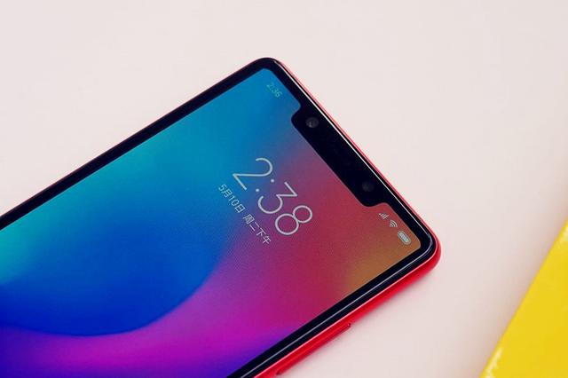 為什么國產(chǎn)手機屏幕相比三星蘋果有著明顯差距?