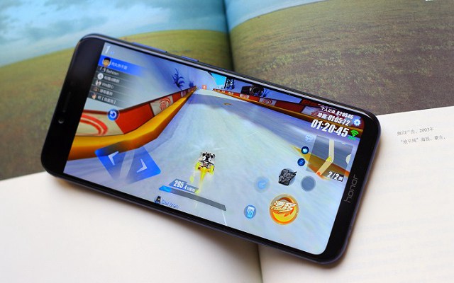 榮耀Play和榮耀9i哪個好？差價600榮耀Play對比9i區別