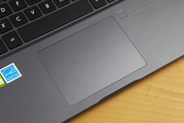 八代酷睿獨顯 華碩PU404商務本開箱圖賞