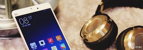 小米IPO上市背后：從小米1到小米8八年產品極簡史