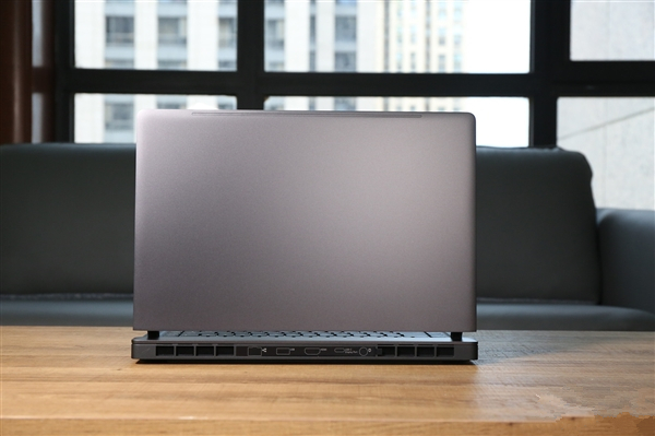 為電競游戲而生 小米游戲本八代增強版開箱圖賞