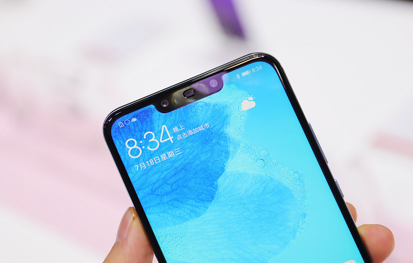 華為Nova3圖賞:主打顏值 支持GPU Turbo游戲極速技術(shù)