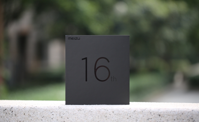 魅族16th配置怎么樣 魅族16th參數(shù)詳解與開(kāi)箱圖賞