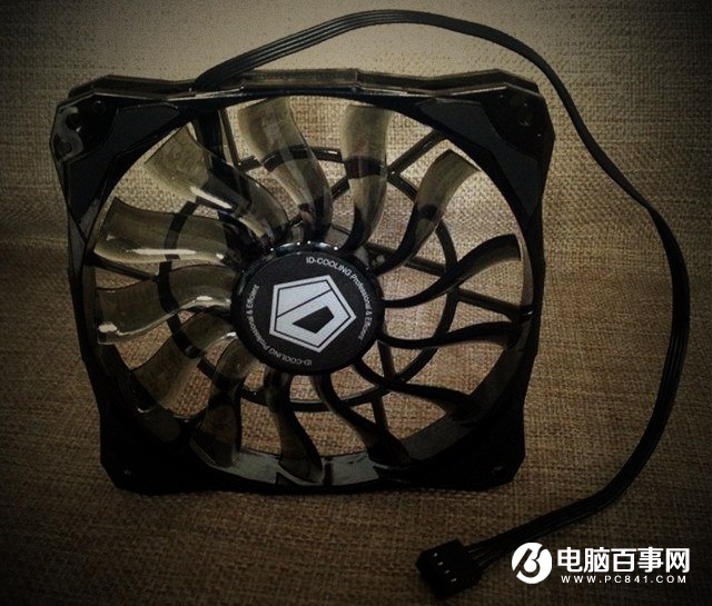 電腦機箱散熱風扇的2針、3針、4針有什么區別？