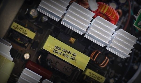 怎么看電源質(zhì)量好壞?八招教你判斷電腦電源用料是否縮水