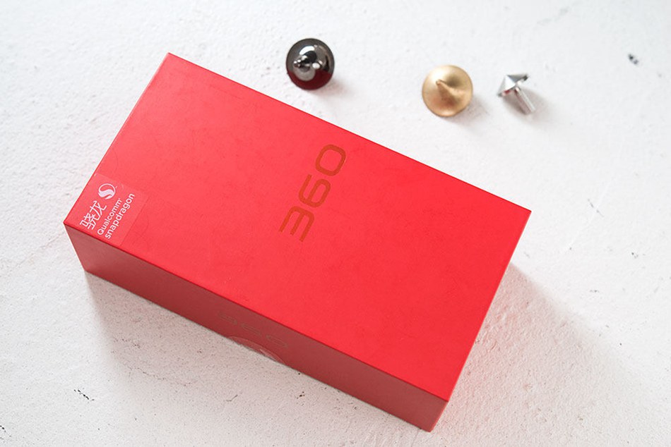 360N7 Pro開箱圖賞 最美360手機來了(2/16)