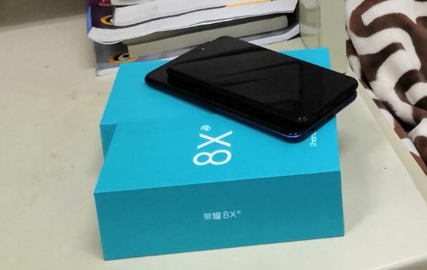 榮耀8X、榮耀8X Max開啟預(yù)約 9月5日正式發(fā)布