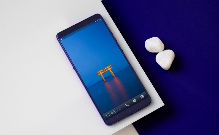 堅(jiān)果Pro2S全面屏手機(jī)開箱圖賞 漂亮的不像實(shí)力派中端手機(jī)