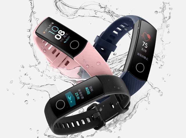 榮耀手環(huán)4體驗(yàn)評(píng)測(cè)：兼具高顏值和多功能的智能手環(huán)