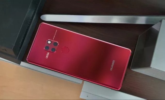 華為Mate20八大亮點(diǎn):首發(fā)麒麟980 iPhone還沒(méi)發(fā)布就輸了?