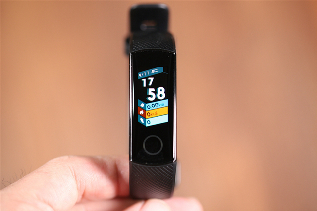 榮耀手環4評測 榮耀手環4值得買嗎？