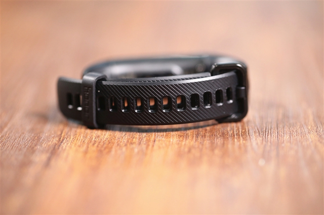 榮耀手環4評測 榮耀手環4值得買嗎？