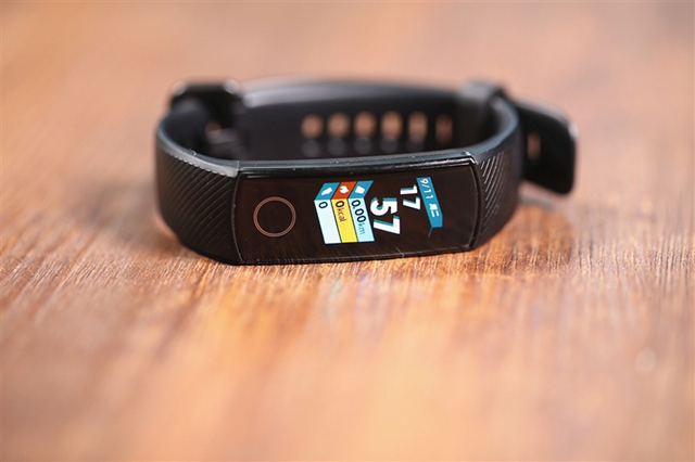 榮耀手環4評測 榮耀手環4值得買嗎？