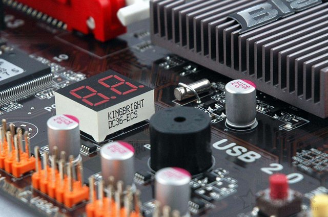 電腦主板報警聲含義大全 電腦主板報警聲代表什么意思？