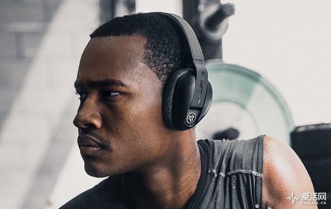 運動耳機又玩頭戴式 聽說Flex Sport連百米跨欄都毫不畏懼？