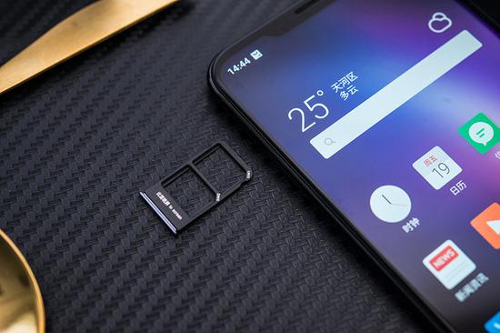 ▲魅族X8支持雙卡雙待雙4G