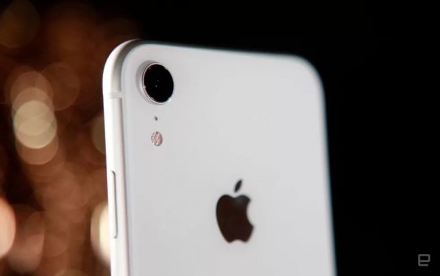 iPhone XR 是全球公認(rèn)的高性價(jià)比 iPhone？我們來看看外媒們?cè)趺凑f