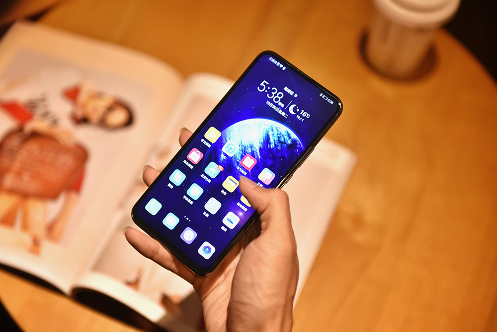 榮耀Magic2評測:在人工智能的路上更進(jìn)一步