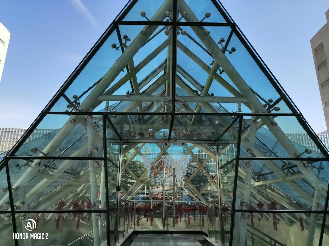 榮耀Magic2評測:在人工智能的路上更進一步