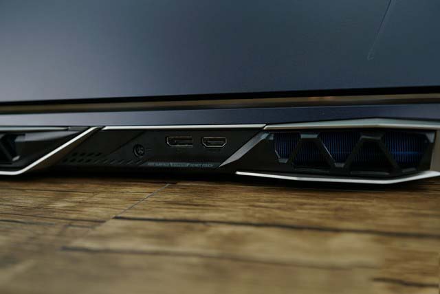 i9 8950HK Acer掠奪者 Helios 500詳細圖文評測