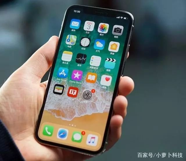 iPhone用戶傷不起！蘋果iPhone X限速后又出現屏幕問題