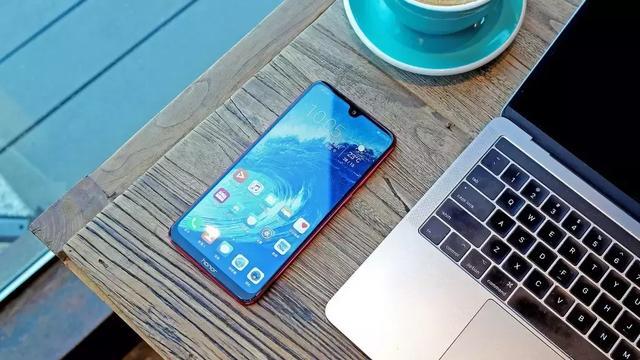 千元手機推薦！四款兼具顏值、性能和性價比千元手機推薦