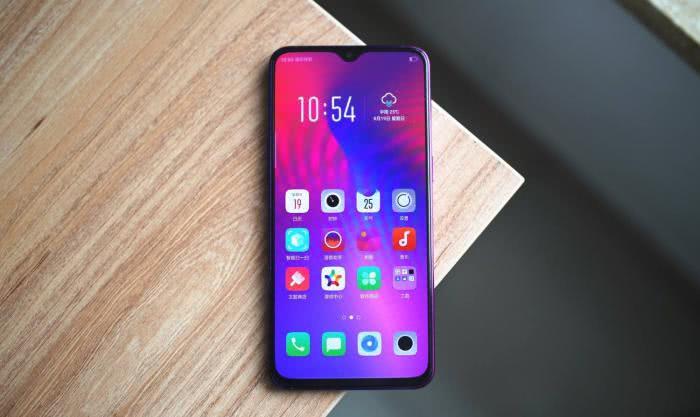 12月手機市場競爭的加劇，這4款國行手機跌至“新低價”！