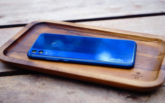 榮耀8X值得買(mǎi)嗎 榮耀8X全面評(píng)測(cè)