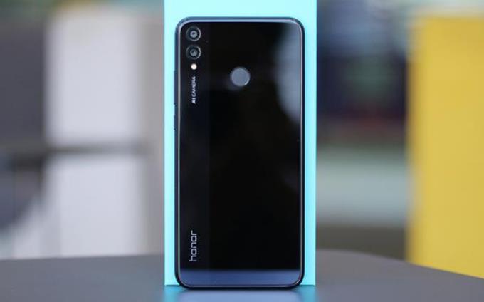 華為千元手機(jī)哪款好?華為最值得購買的千元手機(jī)推薦