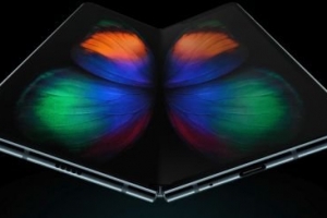 三星Galaxy Fold折疊屏手機(jī)發(fā)布:驍龍855+12GB內(nèi)存,價格令人咋舌