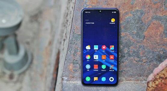 小米9 SE玩游戲怎么樣？小米9SE吃雞卡不卡嗎？