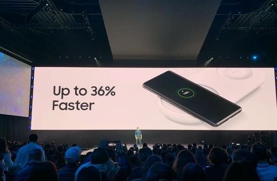 三:三星S10+和iPhone XS Max性能對比: