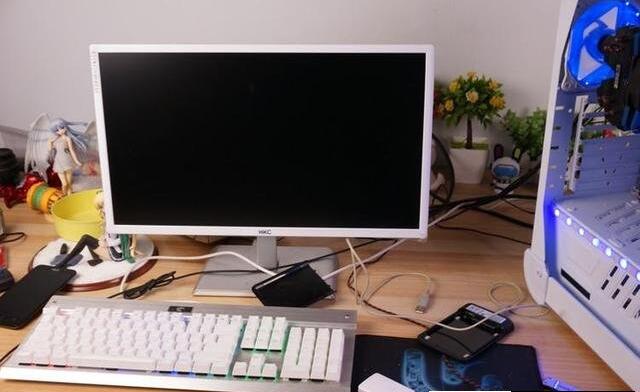 顯示器黑屏無信號 但電腦一直在運行的原因和解決辦法