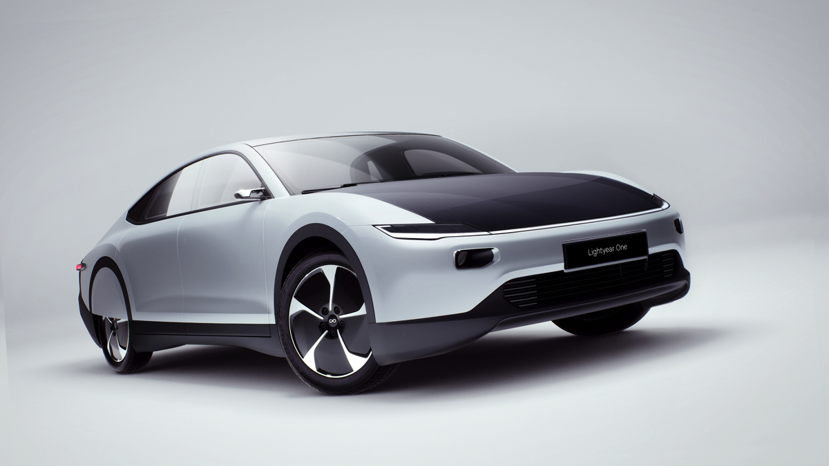 最新太陽能汽車《Lightyear One》公布 更安全更環保更長續航里程！