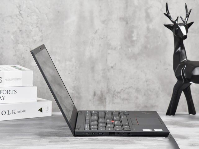 ThinkPad X1 Carbon 2020筆記本全面評測