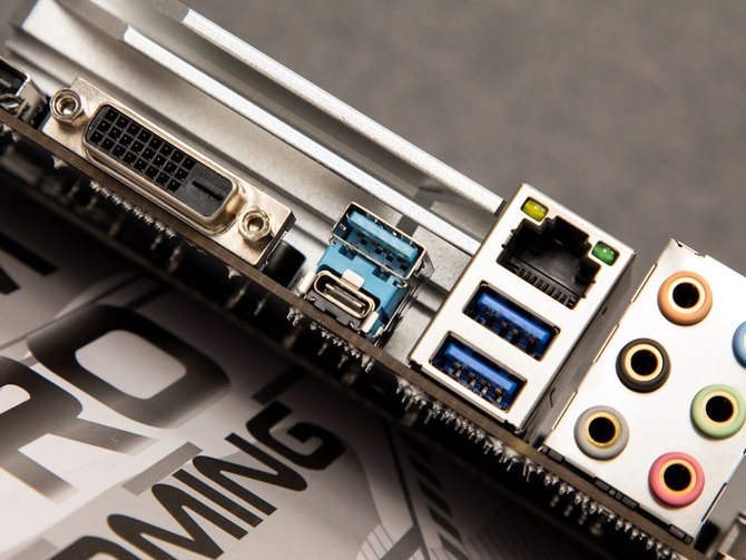 七彩虹CVN B460M主板怎么樣?七彩虹CVN B460M主板評測